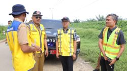 Bupati Anton Tinjau Lokasi Pembangunan, 9 Ruas Jalan Strategis di Simalungun Segera Diperbaiki