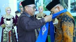 Bupati Simalungun Disambut Adat Mototilolo Saat Tiba di Gorontalo Ikuti PENAS 2026