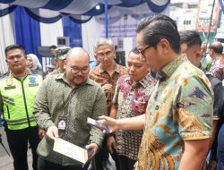 Rico Waas Luncurkan Digitalisasi Pasar, Pembayaran Pedagang Kini Nontunai