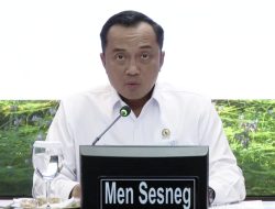 Prasetyo: Anggaran MBG Bisa Turun Usai Evaluasi Tata Kelola.