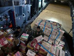 Lima Pesawat Bawa 65 Ton Bantuan, Total 253 Ton Logistik Terkirim ke NTT