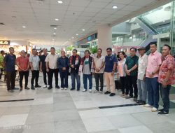 Ketua Umum SMSI Tiba di Medan, Disambut Hangat Jelang Pelantikan SMSI Sergai