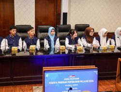 Bawa Nama Indonesia, Rico Waas Lepas 10 Pelajar Medan ke Ipoh Malaysia