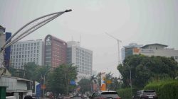 Rico Waas Imbau Warga Pakai Masker, Kurangi Aktivitas di Luar Ruangan
