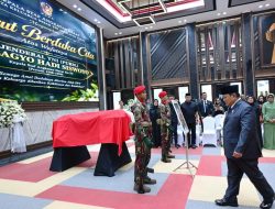Presiden Prabowo Beri Penghormatan Terakhir kepada Almarhum Subagyo H. S. di Mabesad