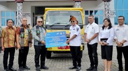 Dukung Kebersihan, PTPN IV Bantu Dump Truk Sampah ke Pemkab Simalungun
