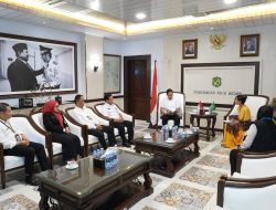 Rico Waas Perkuat Koordinasi dengan UNHCR, Penanganan Pengungsi Harus Patuhi Hukum
