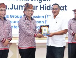 Menteri LH Dorong Audit Lingkungan Menyeluruh untuk Selamatkan Danau Toba